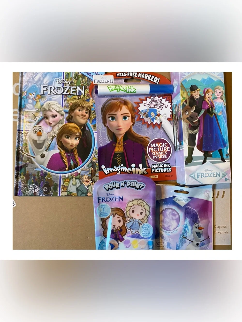 Disney Frozen Anna & Elsa Gift Basket (15 pcs) NWT